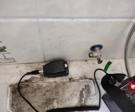 黄龙屋顶漏水维修公司分享下卫生间漏水的危害及解决方法